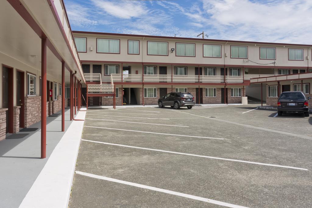 Flagstone Motel Port Angeles Exterior photo