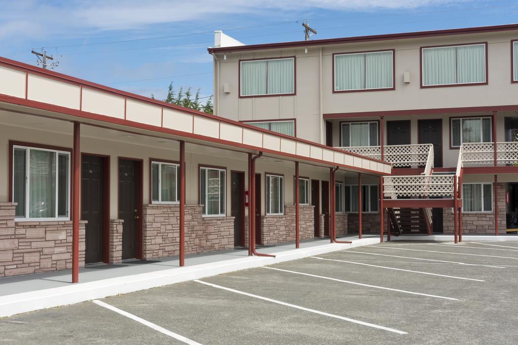 Flagstone Motel Port Angeles Exterior photo